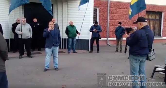 семенихин-демонстрирует