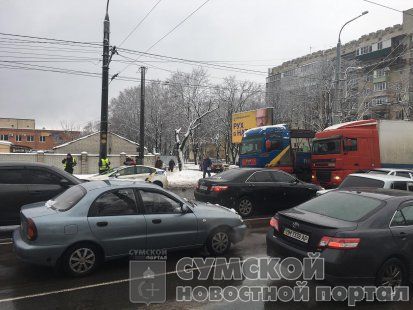 Автомобильная авария на Троицкой, первичная информация дтп-троицкая-леваневского