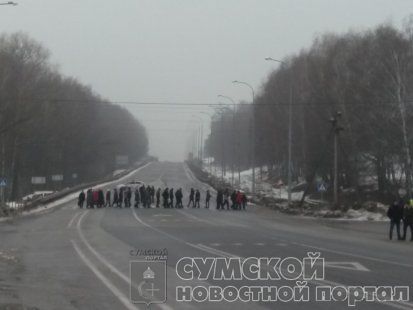Кандидат в президенты приехал на Сумщину и «перекрыл» трассу Кипти — Бачевск перекрыли-трассу