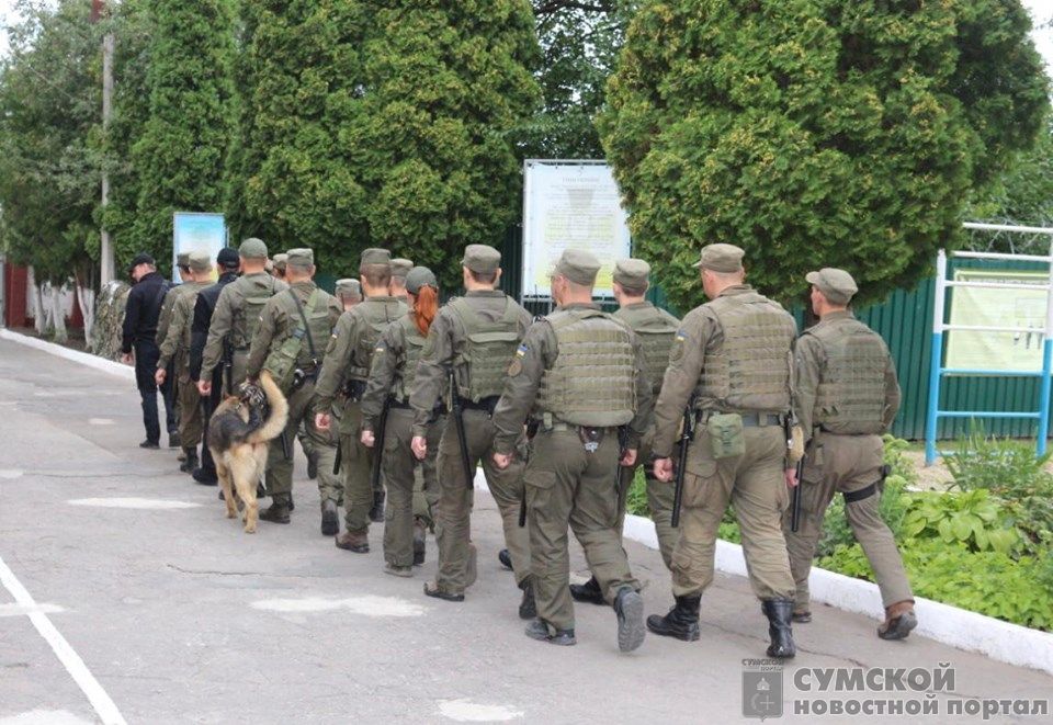 нацгвардия-отступает