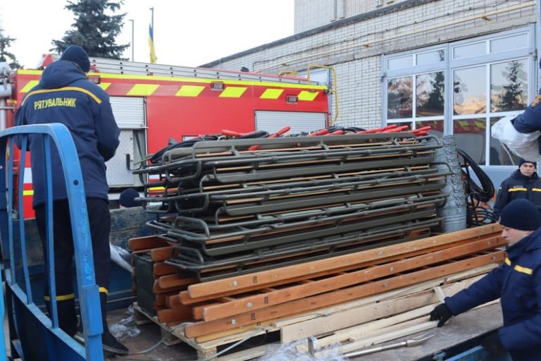 Сумщина отримала технічну гуманітарну допомогу від благодійників зі Швейцарії sumy-novosti-gum-shvejc-ahtyr