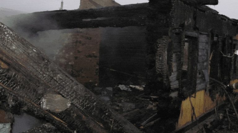 Глава Есманської громади повідомив про атаку російського ФПВ-дрону по приватному житловому будинку sumy-novosti-obstr-sopich